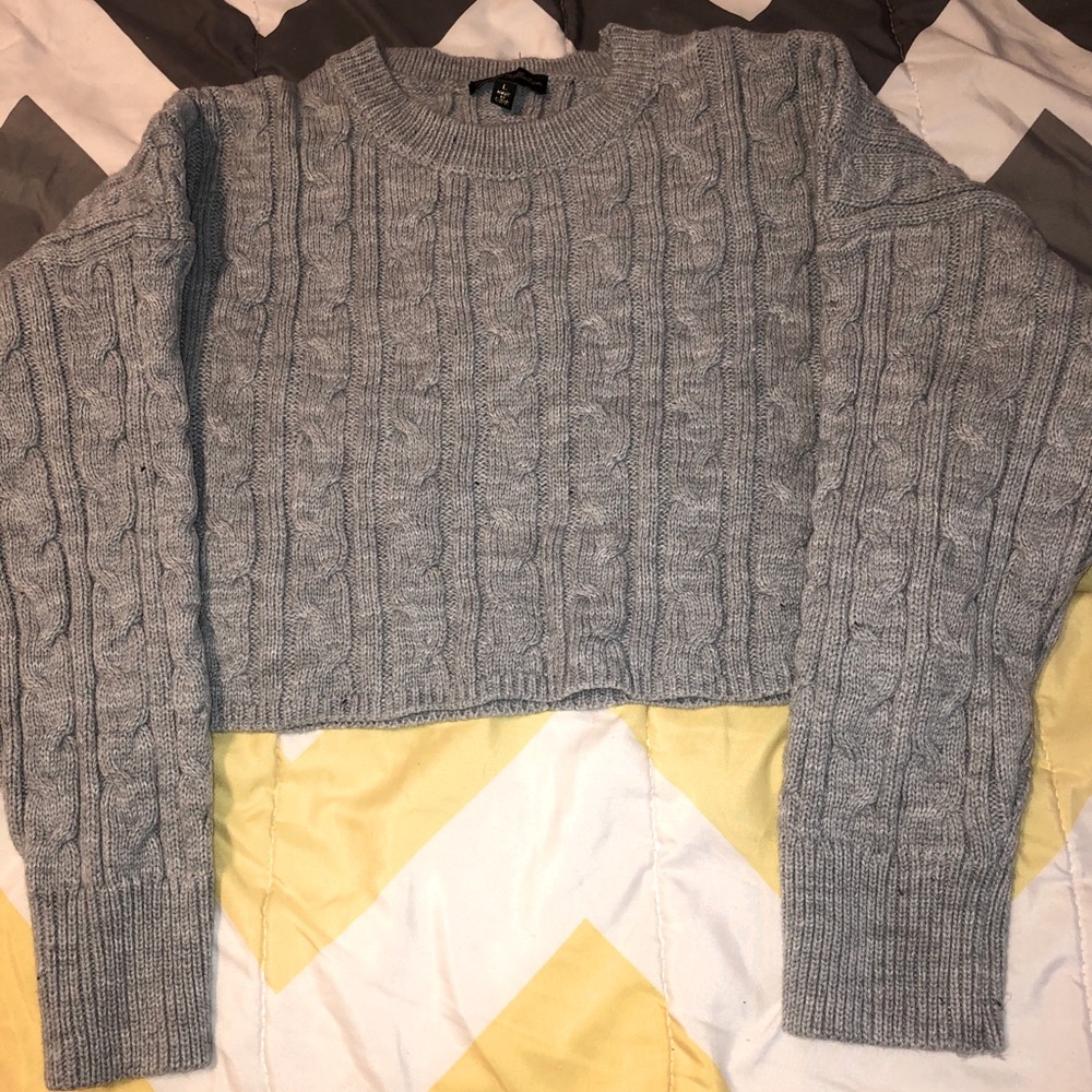 Grey crop top